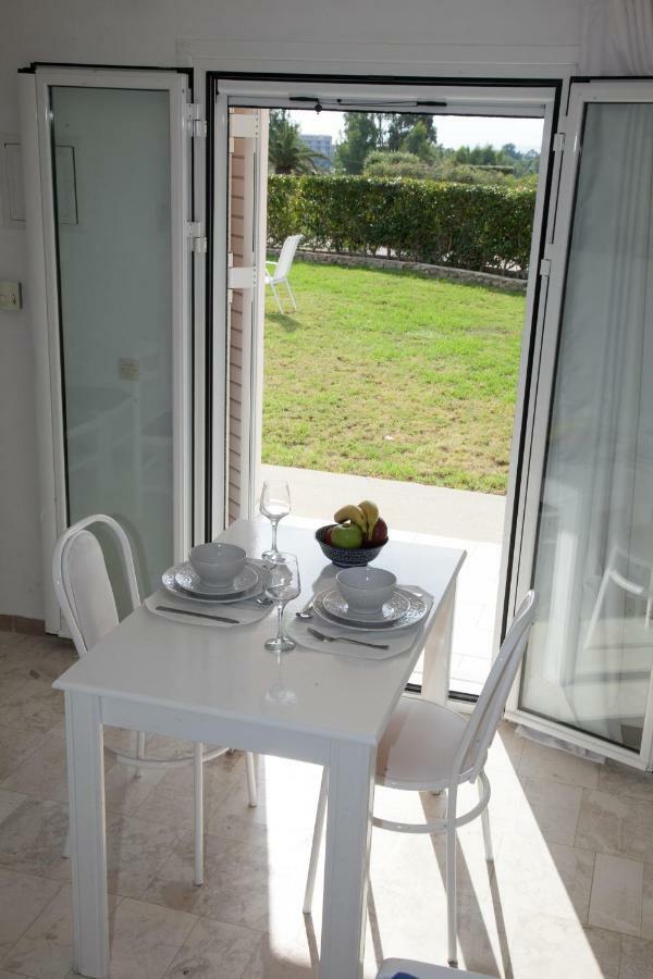 Cavaliere Houses Lixouri Luaran gambar