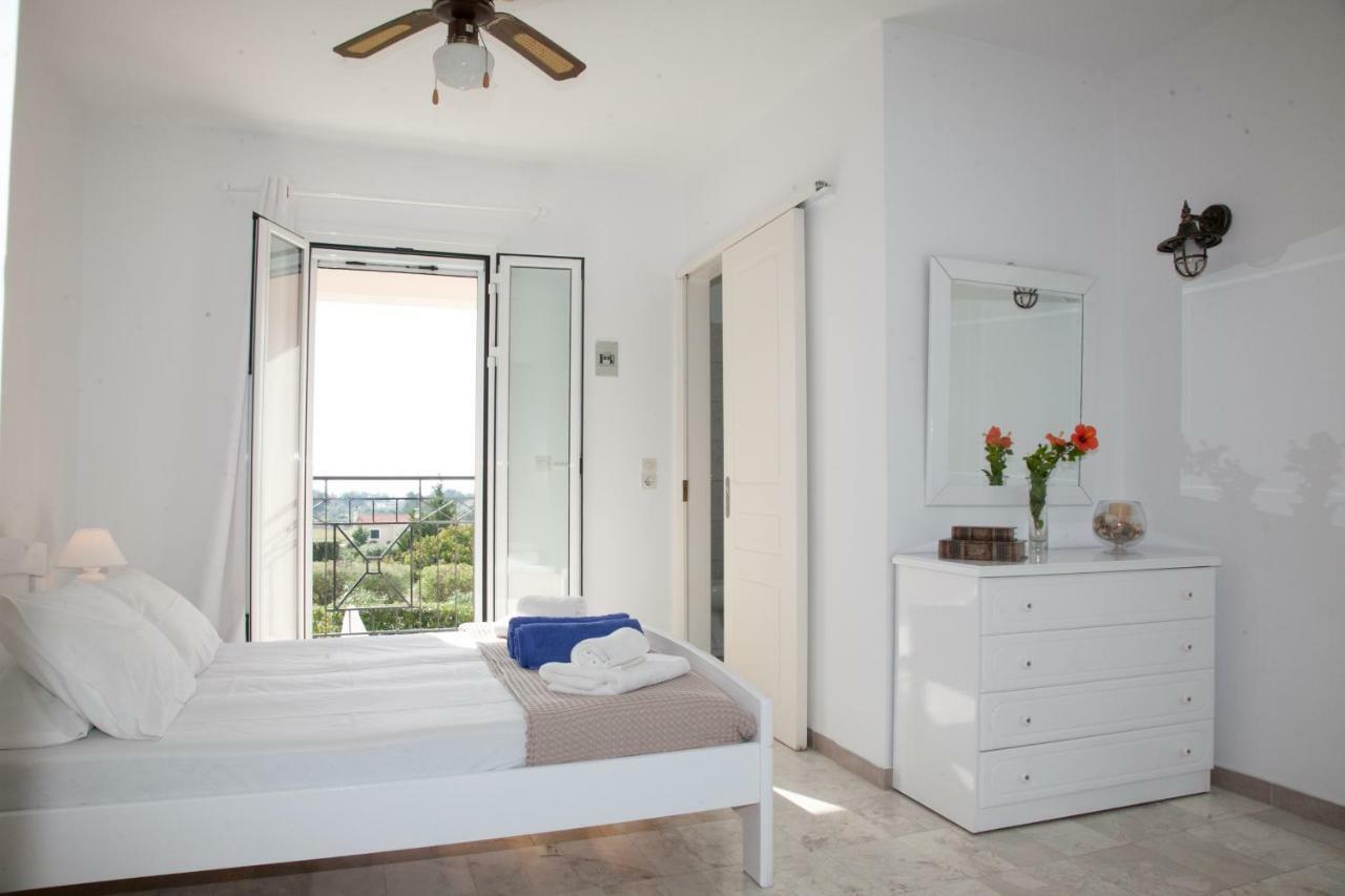 Cavaliere Houses Lixouri Luaran gambar