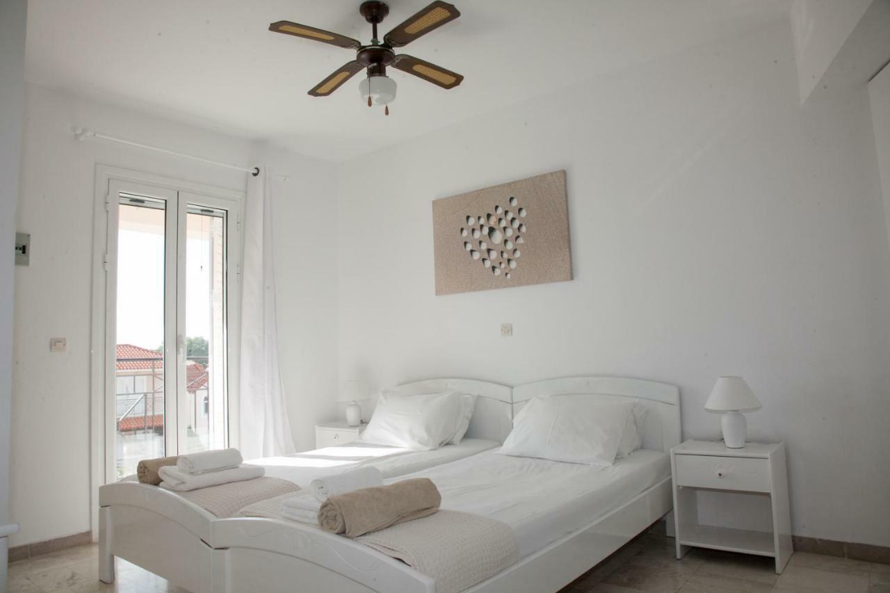 Cavaliere Houses Lixouri Luaran gambar