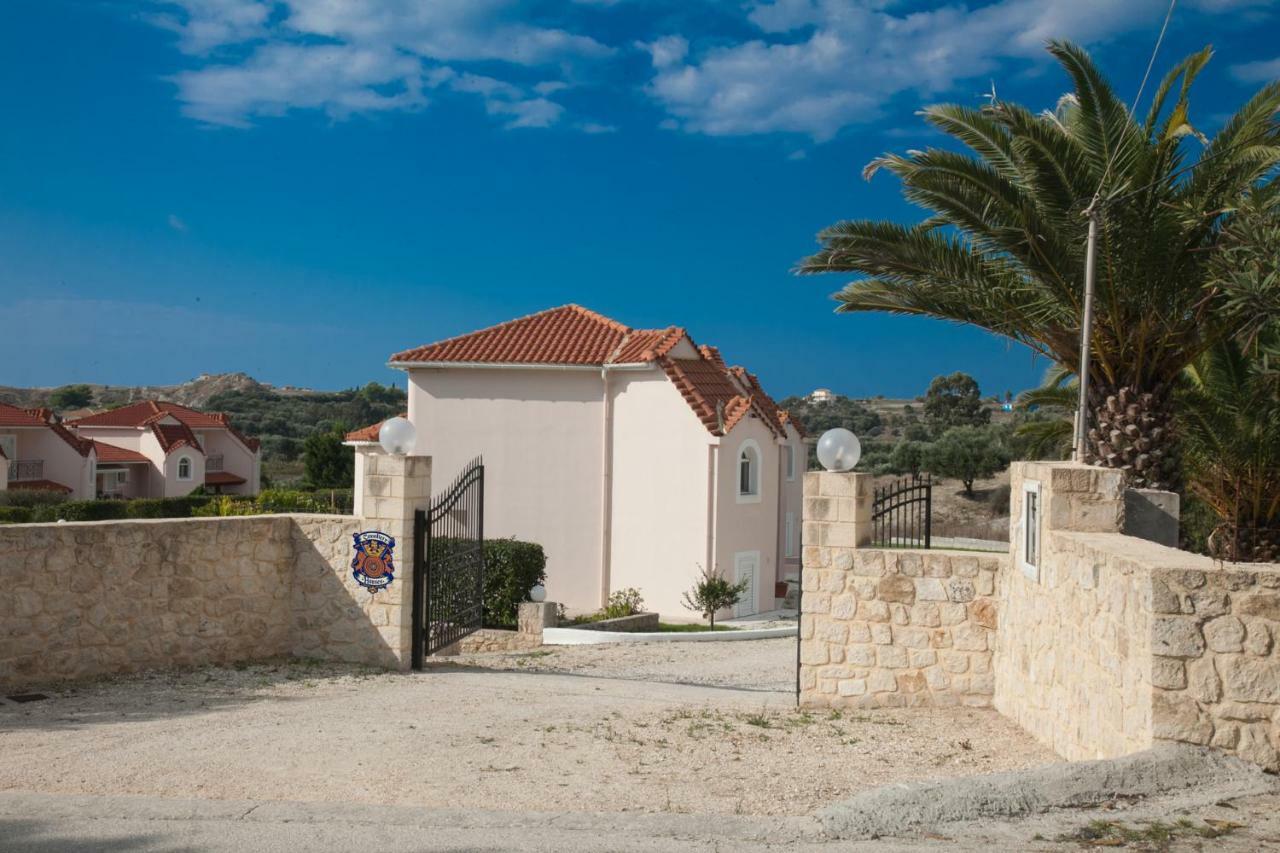 Cavaliere Houses Lixouri Luaran gambar
