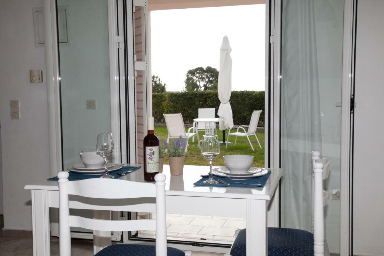 Cavaliere Houses Lixouri Luaran gambar